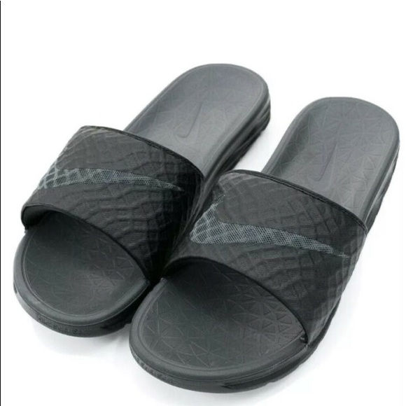 Mens Nike Benassi Solarsoft Sandals 